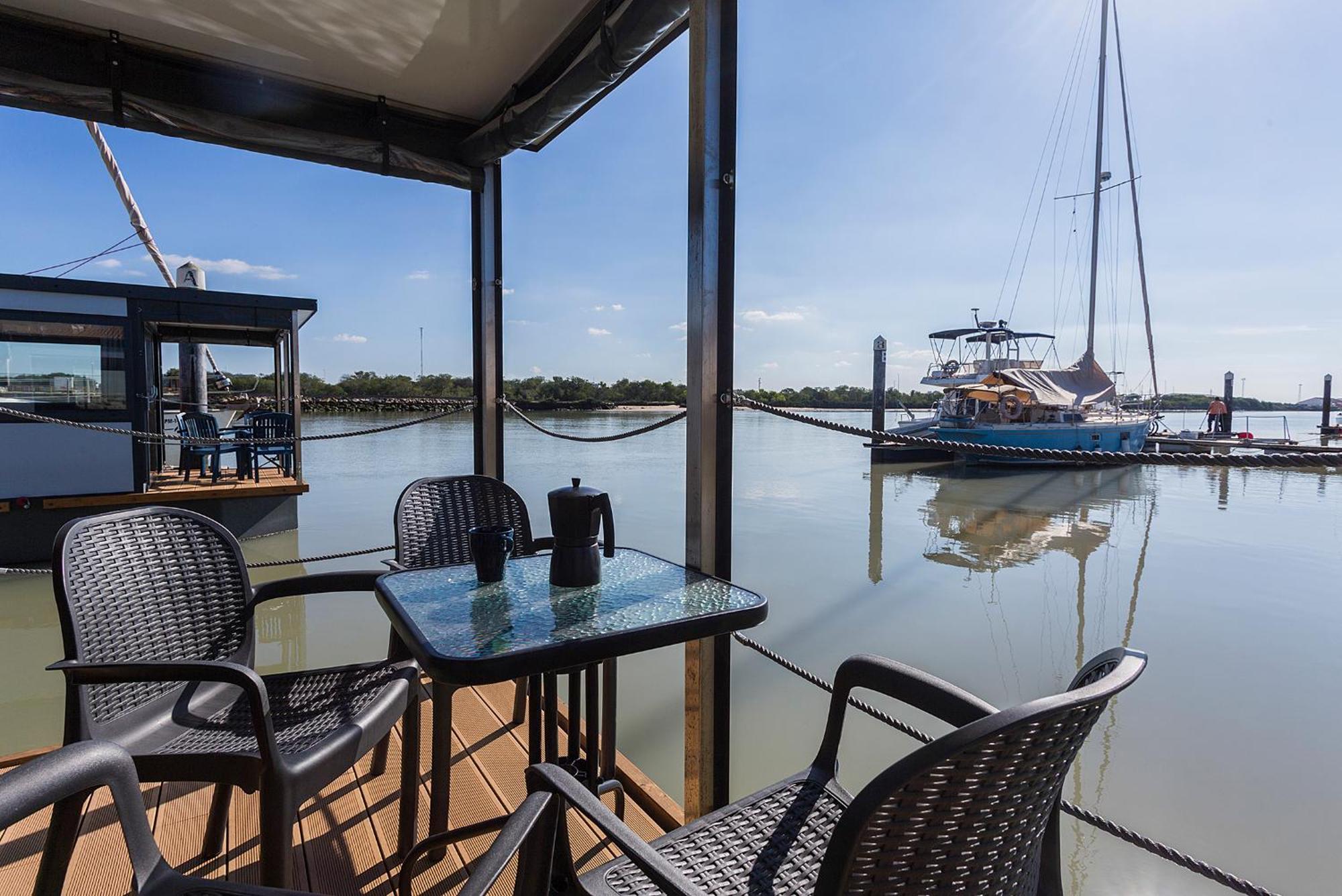 Azvalia Luxury Casa Barco New York And Texas-Unique Houseboat Experience Hotel El Puerto de Santa María Eksteriør billede