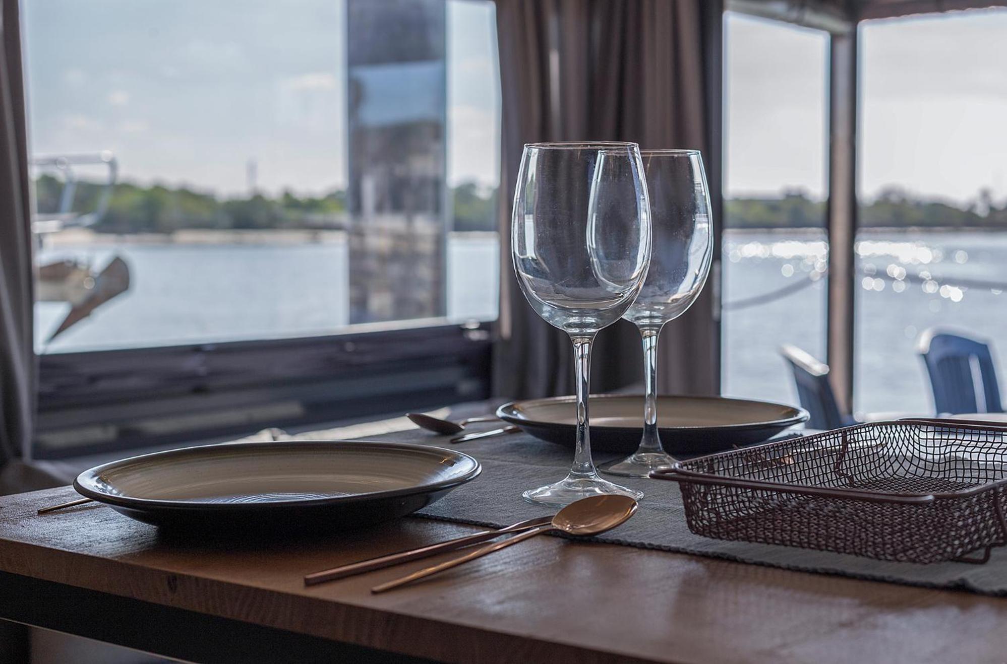 Azvalia Luxury Casa Barco New York And Texas-Unique Houseboat Experience Hotel El Puerto de Santa María Eksteriør billede